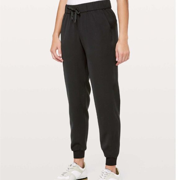 Lululemon On the Fly Jogger Black Size 6 - Picture 1 of 6